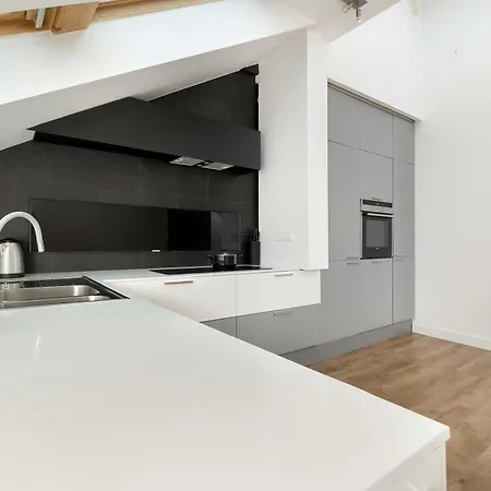 Przestronny W Tychach Dla Rodzin By Renters Apartmán Tychy