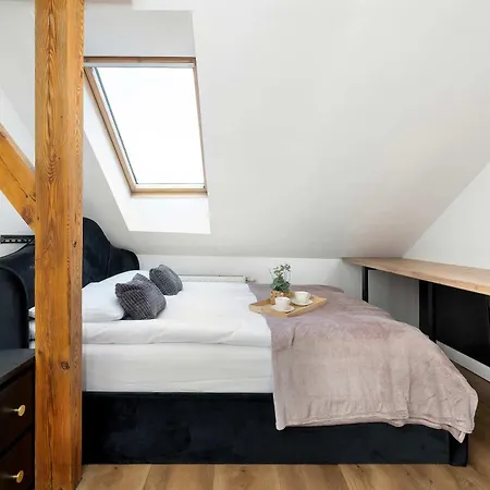 Lägenhet Przestronny W Tychach Dla Rodzin By Renters