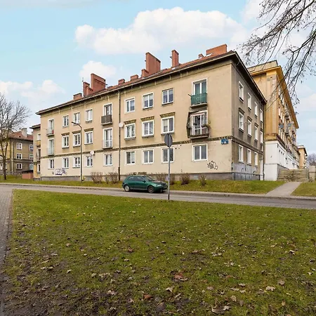 Przestronny W Tychach Dla Rodzin By Renters Lägenhet *