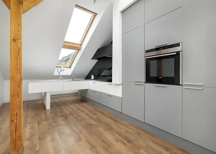 Apartmán Przestronny W Tychach Dla Rodzin By Renters Tychy