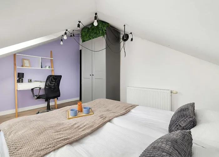 Apartmán Przestronny W Tychach Dla Rodzin By Renters Tychy